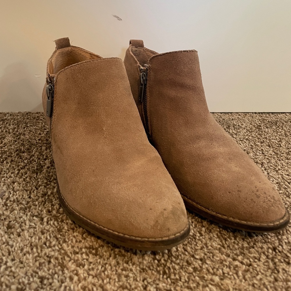 Lucky brand booties 8.5